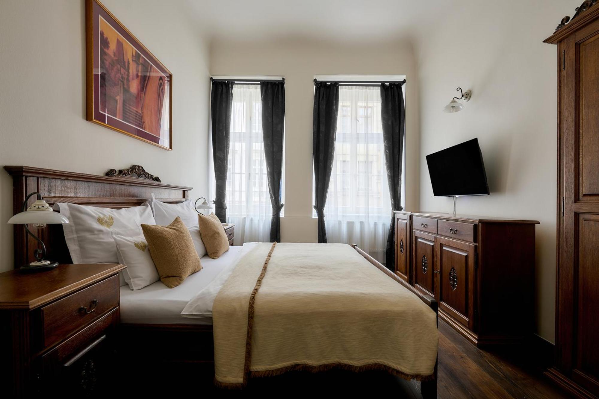 Hotel Residence U Cerneho Orla — Fotky 3